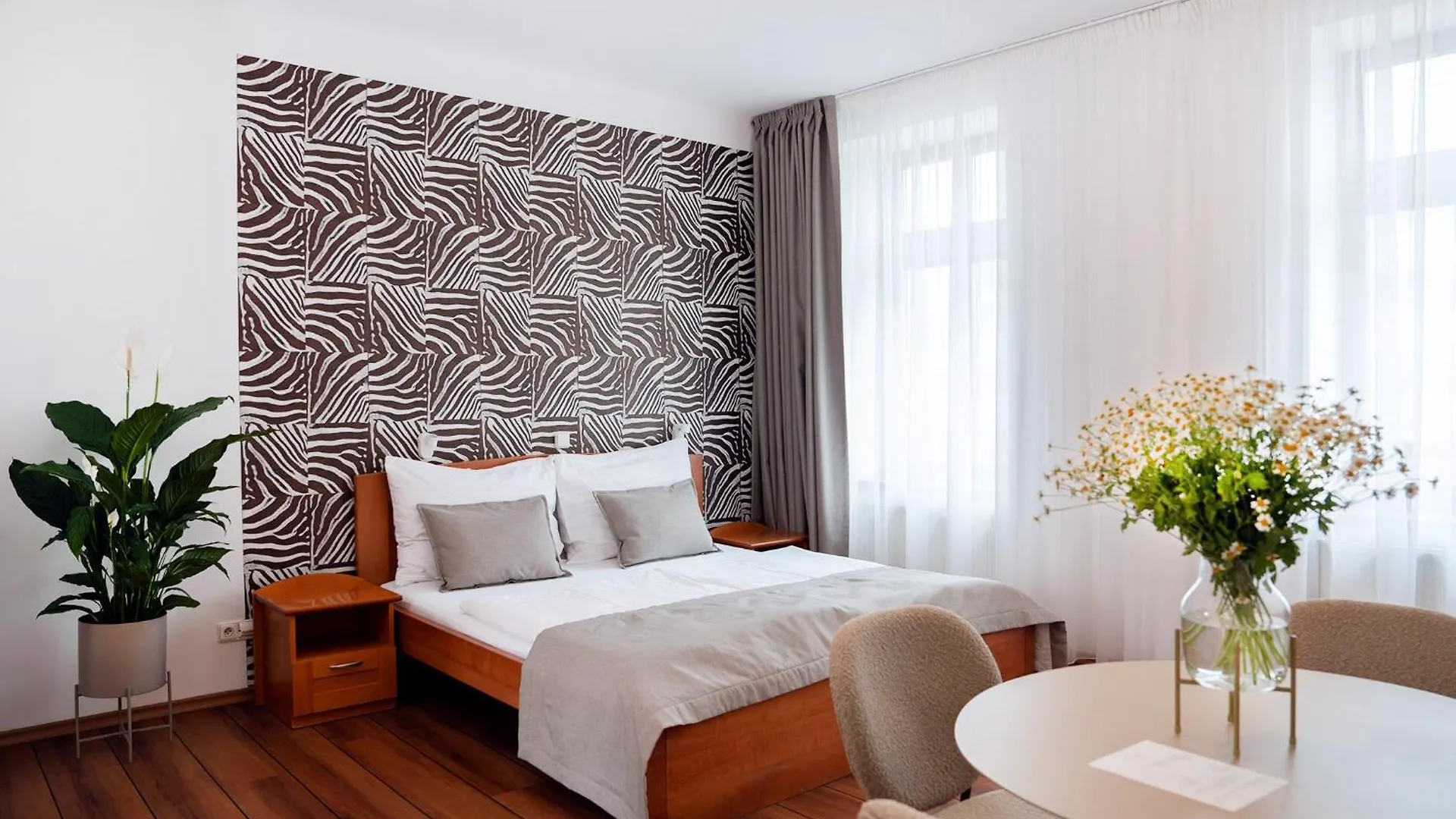 Andel Apartments Praha מלון דירות